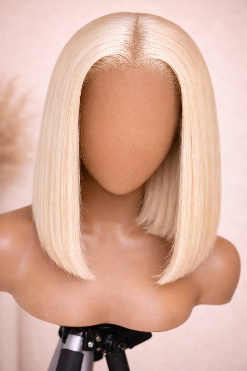 Baddie Blonde Bob – Lace Wig HD Blonde Naturelle (Effet Luxe & Glow Up Instantané)